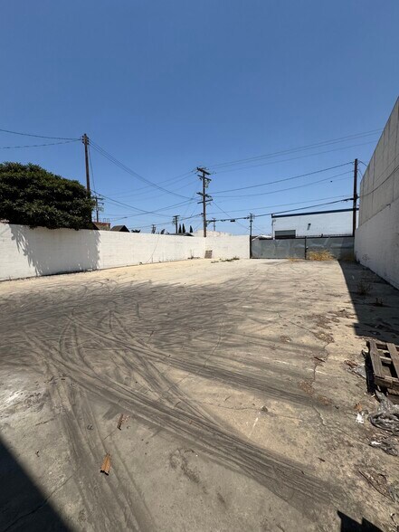 More Photos Of 2702 Seaman Ave, El Monte Warehouse For Lease