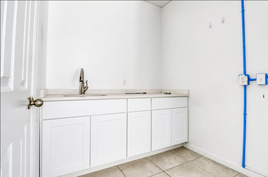 More Photos Of 65-05 Cooper Ave, Queens General Retail For Lease