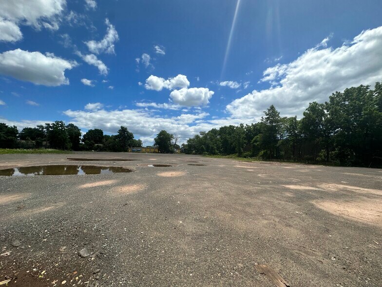 More Photos Of 1525 S Washington Ave, Piscataway Warehouse For Lease