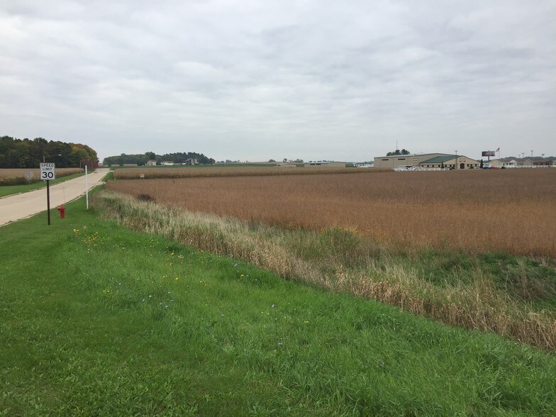 More Photos Of 102 E Express Way, Bonduel Land For Sale