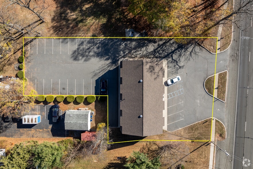 More Photos Of 126 Route 10, Succasunna Freestanding For Lease