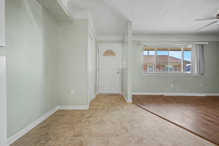 More Photos Of 4222 Drouillard St, Lincoln Park Apartments For Sale