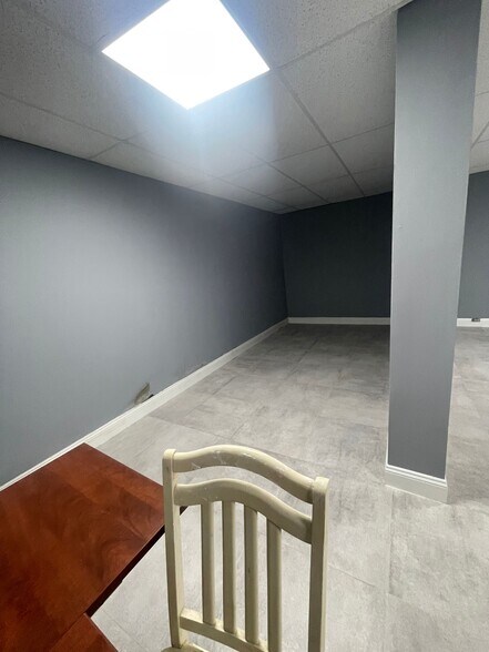 More Photos Of 5299 Saint Augustine Rd, Jacksonville Manufacturing For Lease