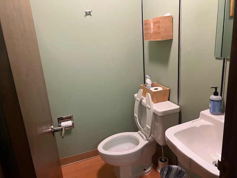 More Photos Of 12001 W 63rd Pl, Arvada Medical For Sale