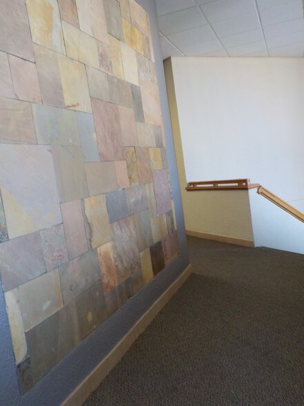 More Photos Of 3700 N 10th St, McAllen Office For Lease