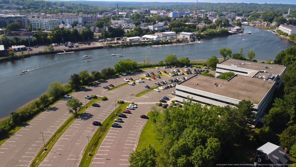 More Photos Of 148 East Ave, Norwalk Medical For Sale