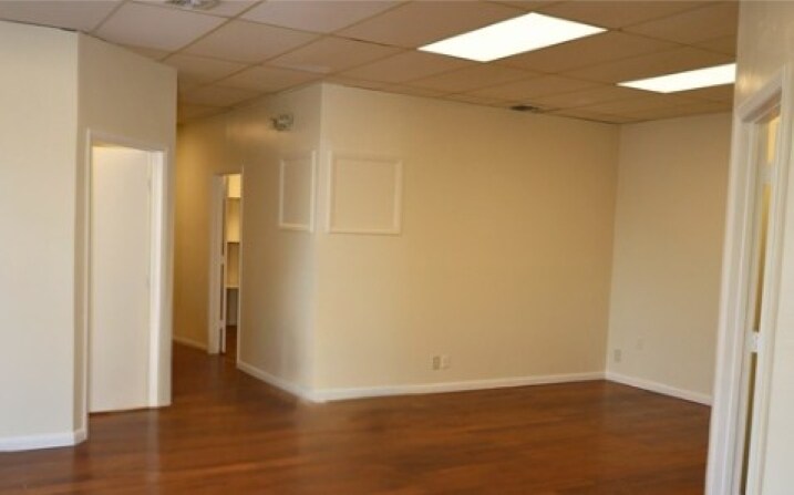 More Photos Of 1249-1263 10th St, Lake Park Storefront For Lease