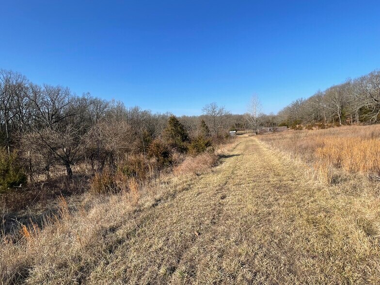 More Photos Of 2902 Clay St, De Soto Manufactured Housing Mobile Home Park For Sale