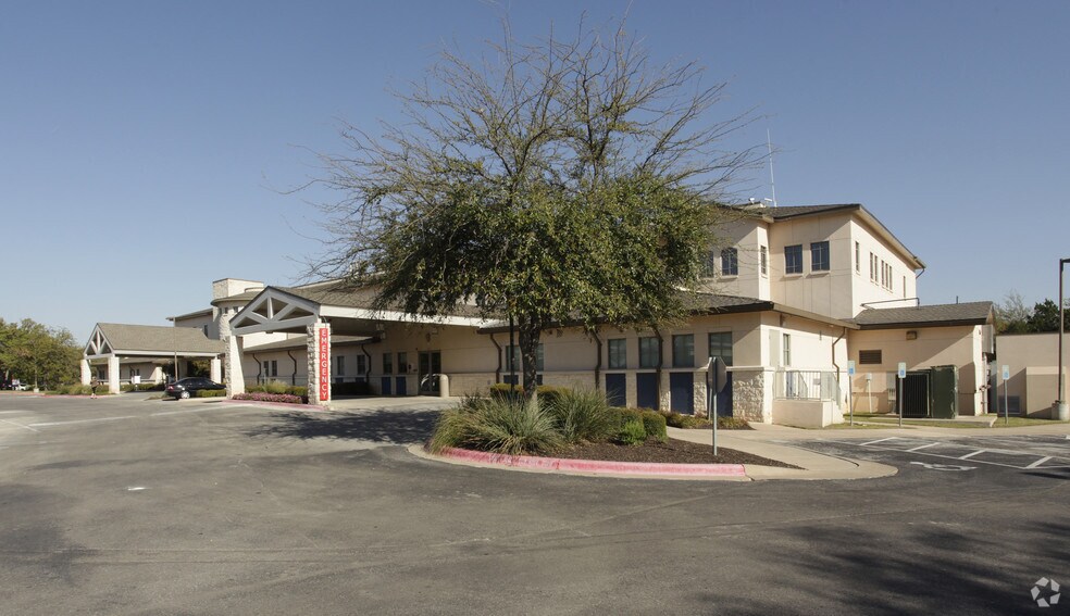 More Photos Of 3003 Bee Caves Rd, Rollingwood Hospital For Sale