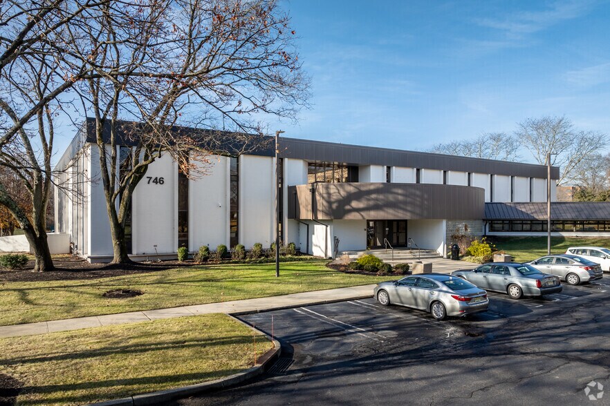 More Photos Of 746 Alexander Rd, Princeton Office For Sale