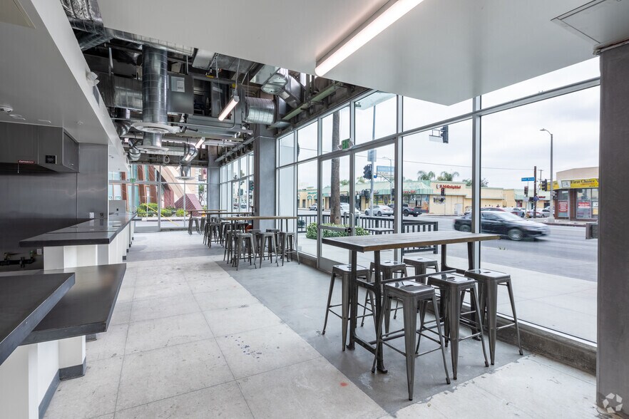 More Photos Of 8155 Van Nuys Blvd, Van Nuys Apartments For Lease