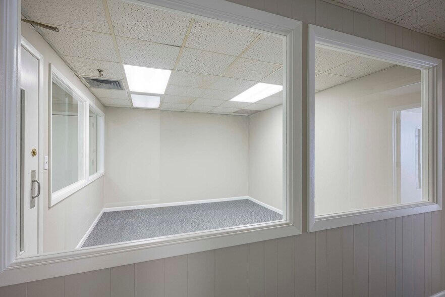 More Photos Of 3307 14th Ave, Kenosha Manufacturing For Sale