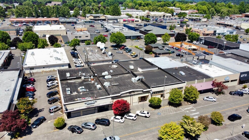 Primary Photo Of 1125 Commerce Ave, Longview Bar For Sale
