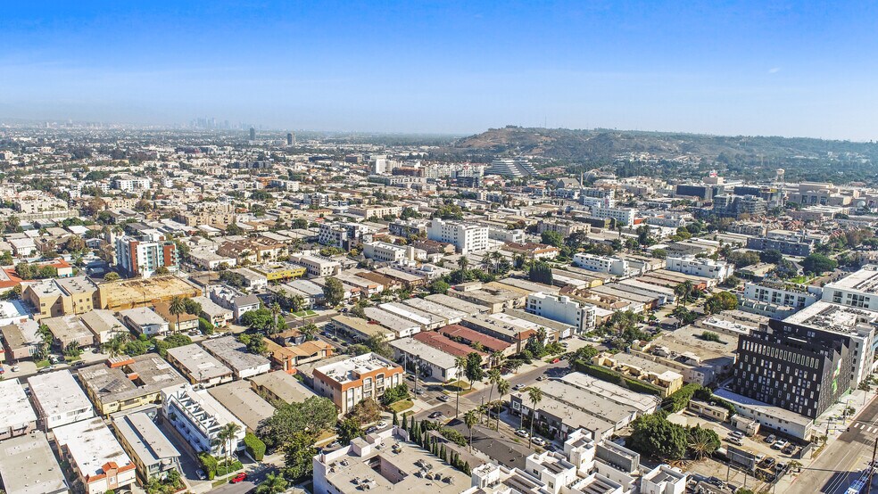 More Photos Of 3601 Overland Ave, Los Angeles Restaurant For Lease