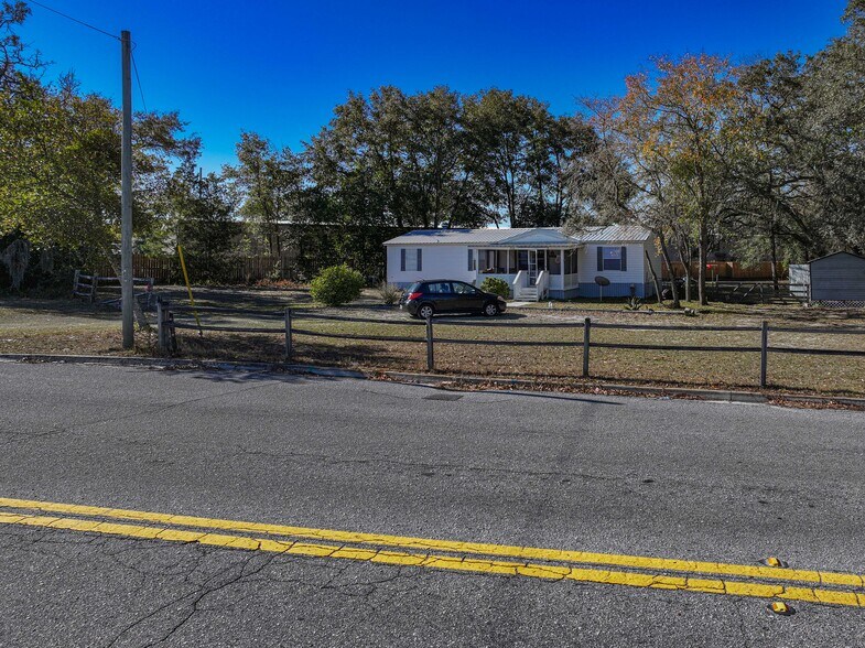 More Photos Of 401 Madison Ave, Orange Park Land For Sale