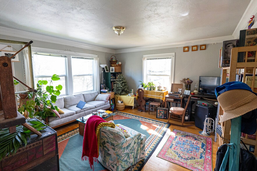 More Photos Of , Tacoma Multifamily For Sale