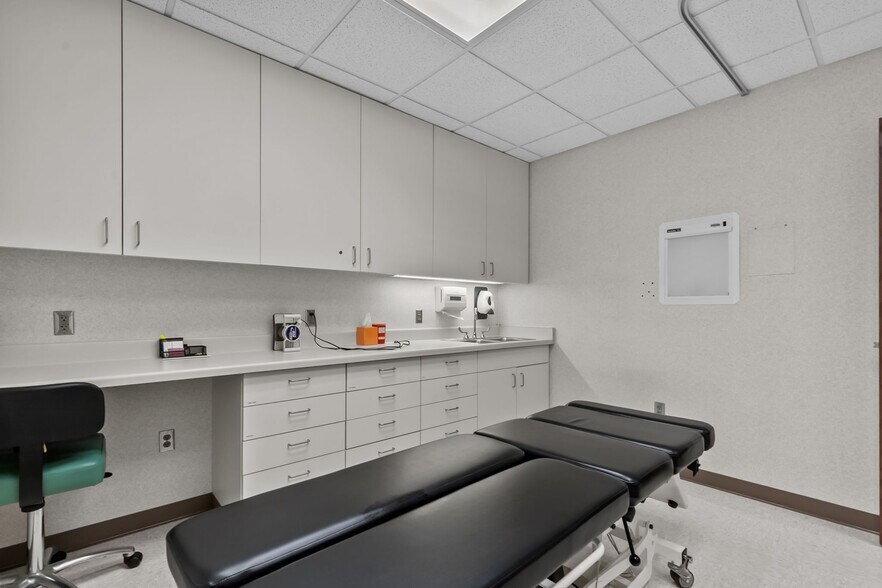 More Photos Of N430 Wood Duck Dr, Fremont Medical For Sale