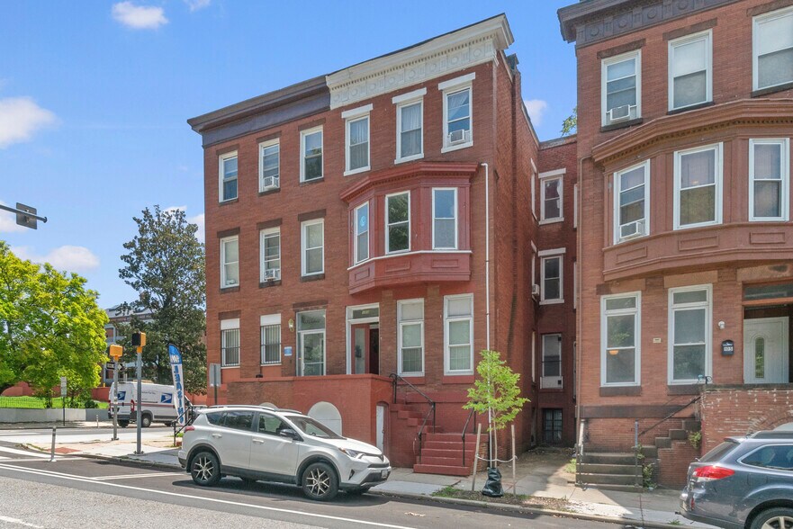 More Photos Of 103 W 29th St, Baltimore Apartments For Sale