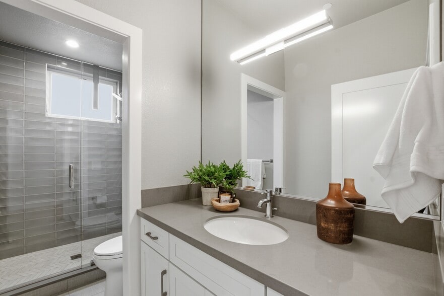 More Photos Of 47-49 Ursuline Rd, Santa Rosa Apartments For Sale
