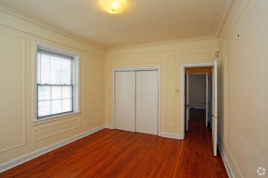 More Photos Of 135 S 20th St, Philadelphia Apartments For Lease