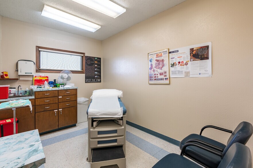 More Photos Of 8506 Wesley St, Greenville Medical For Sale