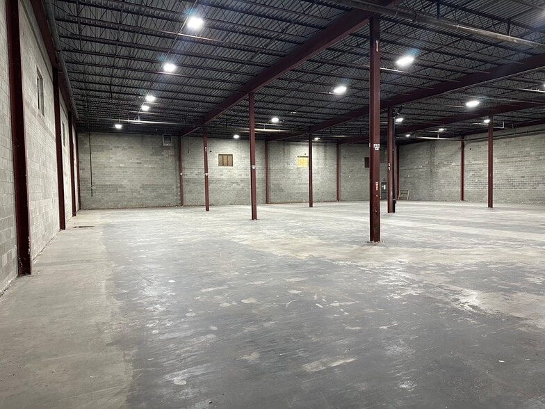 More Photos Of 5 Pruyn's Island Dr, Glens Falls Unknown For Lease