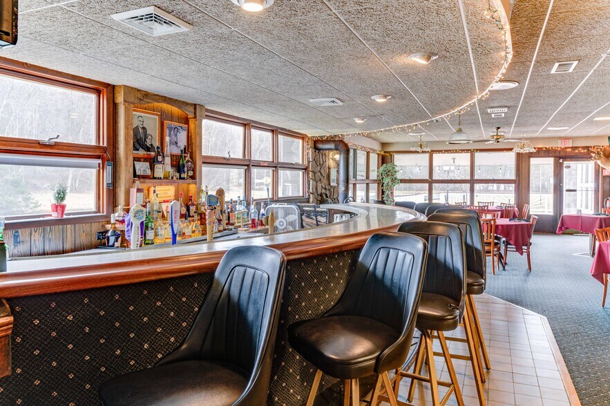 More Photos Of 160 Creamery Rd, Greenville Restaurant For Sale