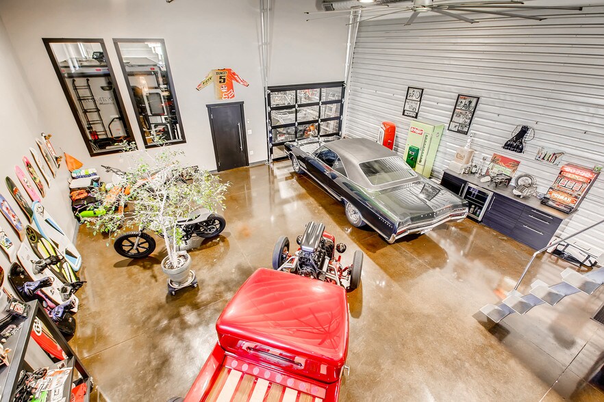 More Photos Of 2100 Double Creek Dr, Round Rock Showroom For Lease