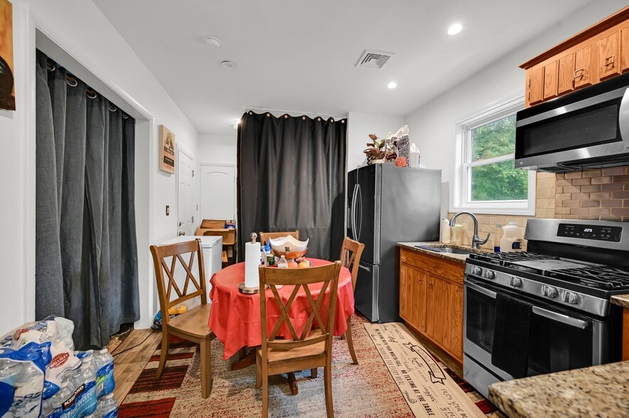 More Photos Of 134 Haven Ave, Mount Vernon Apartments For Sale