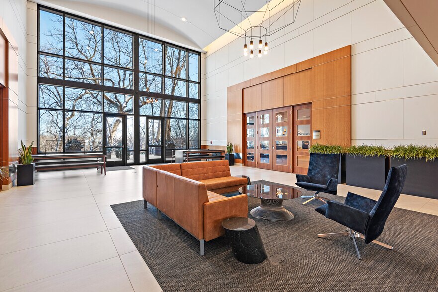More Photos Of 11100 Wayzata Blvd, Minnetonka Office For Lease