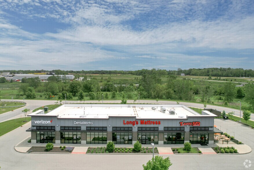 More Photos Of 17535 Terry Lee Crossing, Noblesville Freestanding For Lease