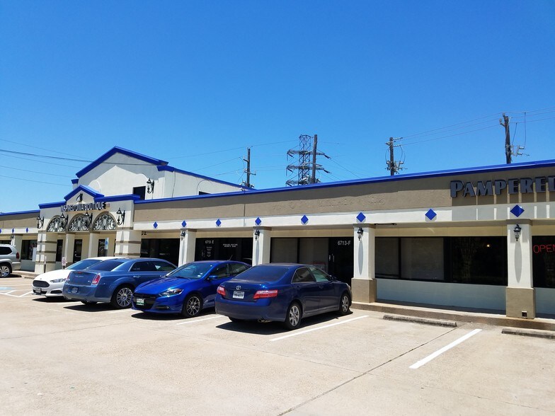 More Photos Of 6713 Broadway, Pearland Freestanding For Lease