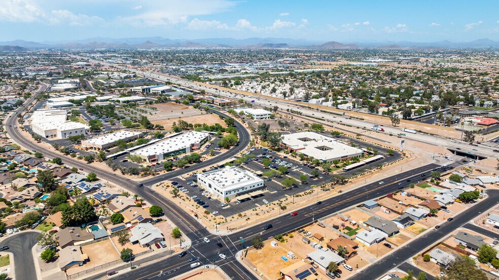 More Photos Of 15600-15650 N Black Canyon Hwy, Phoenix Office For Sale