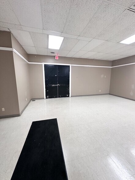 More Photos Of 307 E 1st St, Vidalia Freestanding For Sale