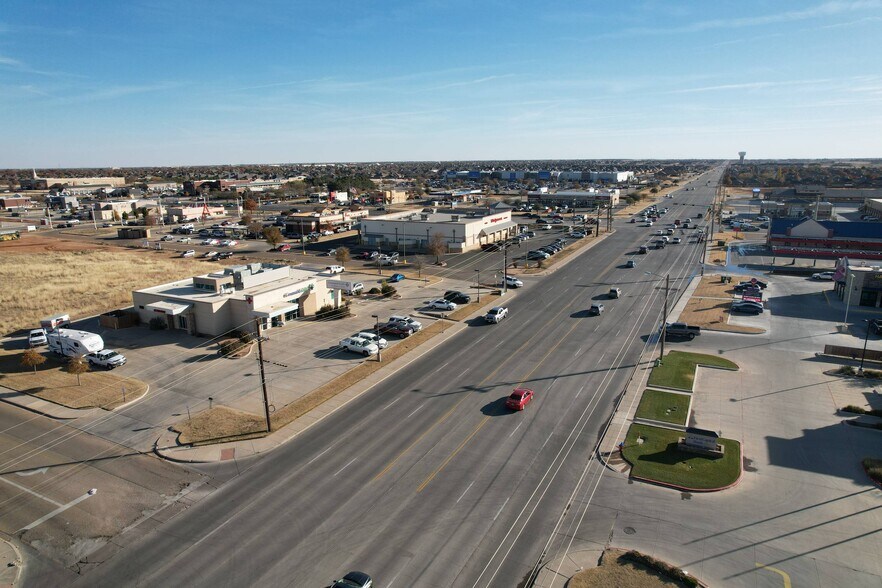 More Photos Of 7905 Milwaukee Ave, Lubbock Medical For Sale