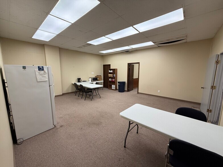 More Photos Of 630 Market St, Steubenville Office For Sale