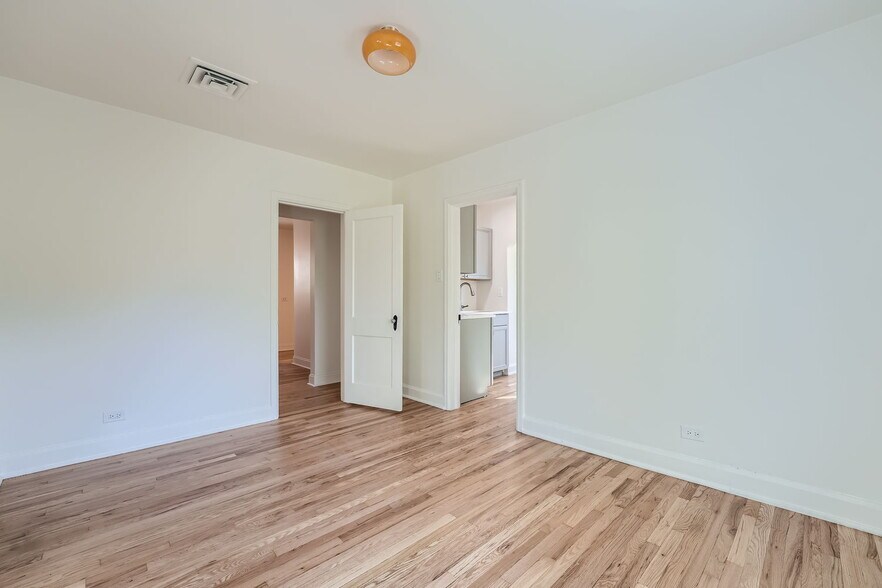 More Photos Of 3180 Meade St, Denver Storefront Retail Residential For Lease