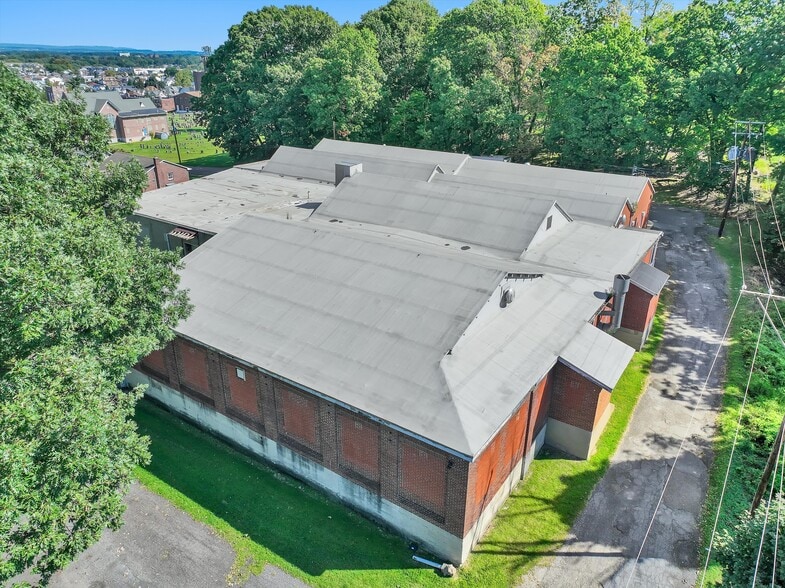 More Photos Of 602-620 Tacoma St, Allentown Manufacturing For Sale