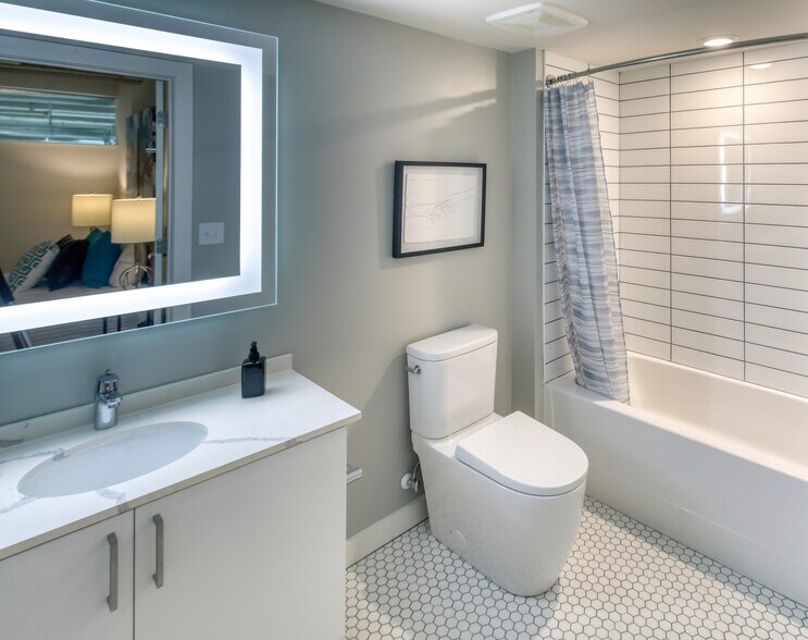 More Photos Of 1100 Richmond Hwy, Richmond Apartments For Sale