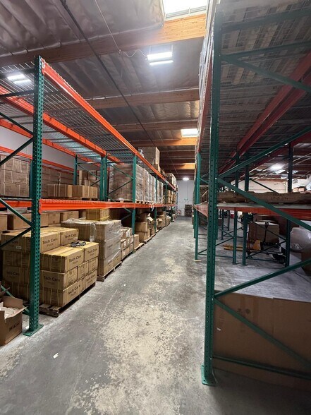 More Photos Of 21 Journey, Aliso Viejo Distribution For Lease