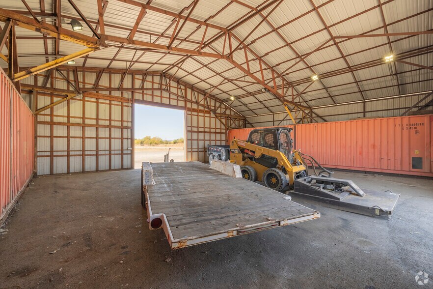 More Photos Of 2301 Napa Vallejo Hwy, Napa Manufacturing For Lease