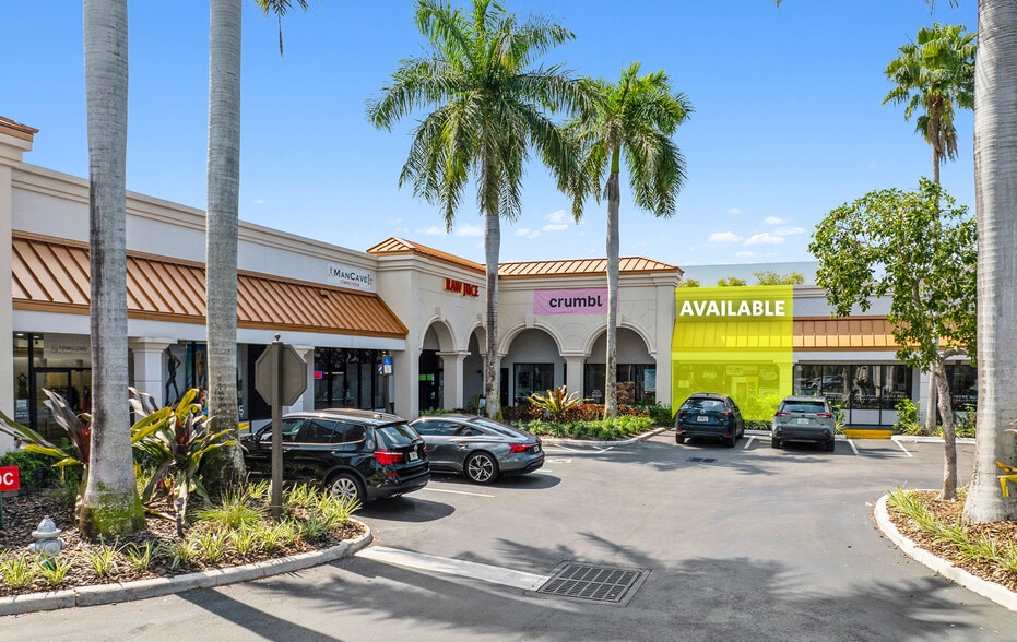 More Photos Of 2200-2222 Glades Rd, Boca Raton Unknown For Lease
