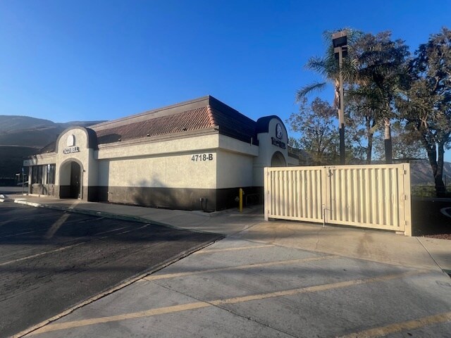 More Photos Of 4718 Green River Rd, Corona Freestanding For Lease