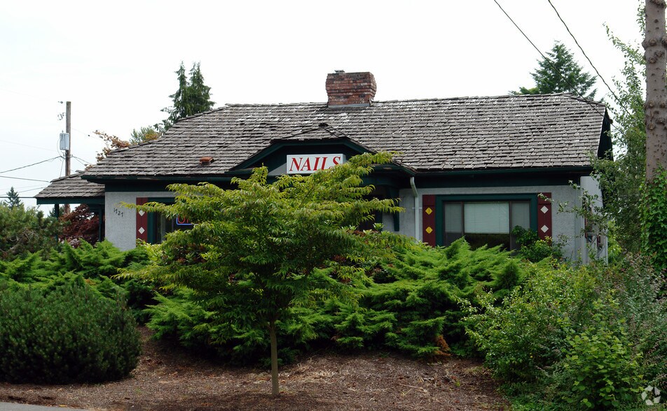 More Photos Of 1727 4th Ave E, Olympia Freestanding For Lease