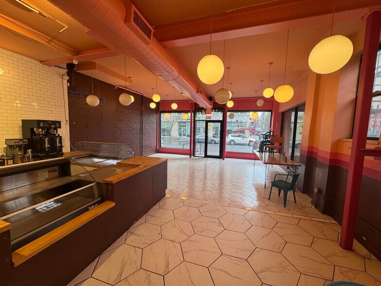 More Photos Of 313 Knickerbocker Ave, Brooklyn Apartments For Lease