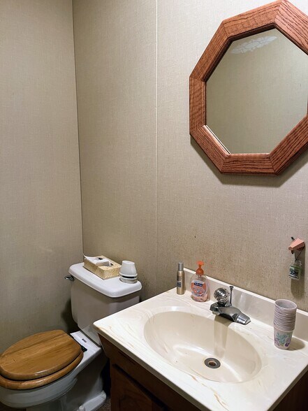 More Photos Of 2000 Valley Forge Cir, King Of Prussia Apartments For Sale