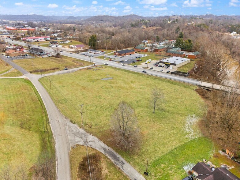 More Photos Of 5 Carol Malone Boulevard, Grayson Land For Lease