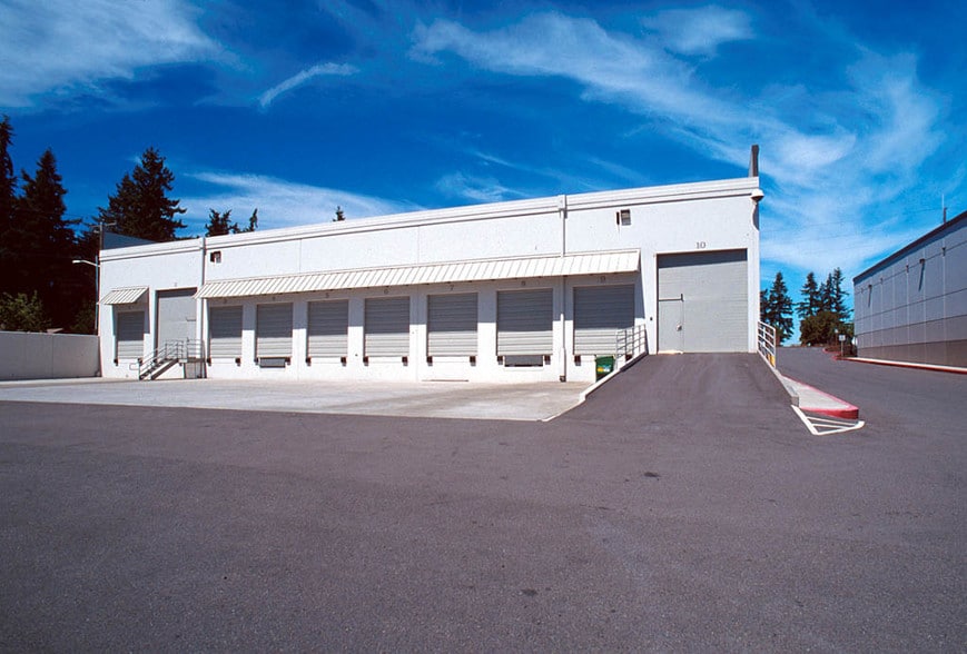 More Photos Of 811 S 192nd St, Seatac Warehouse For Lease
