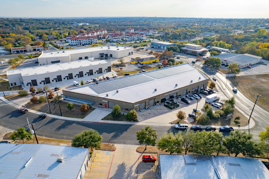 More Photos Of 4700 Timco W, Leon Valley Warehouse For Lease