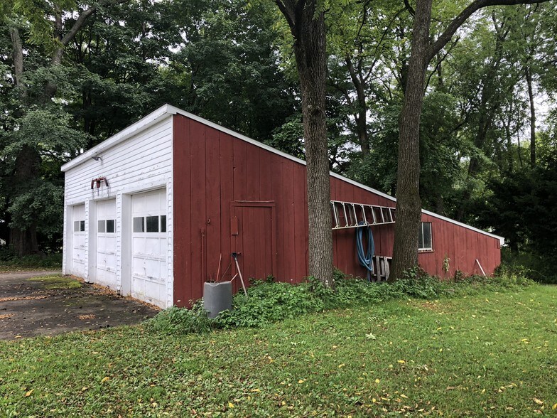 More Photos Of 465 Hills St, East Hartford Contractor Storage Yard For Sale